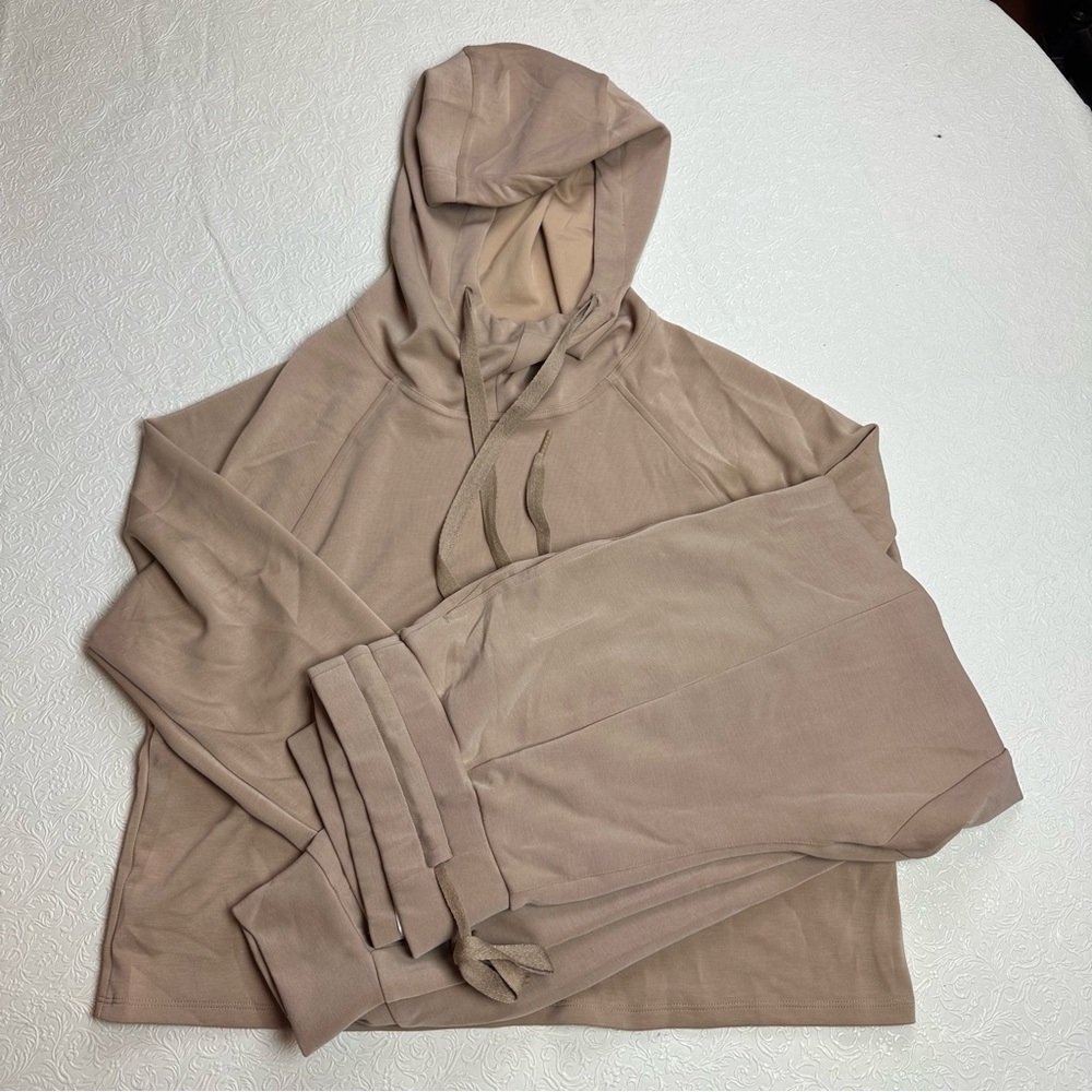 JOYLAB Target Tan Terry Cloth Hoodie & Joggers Set, Size M